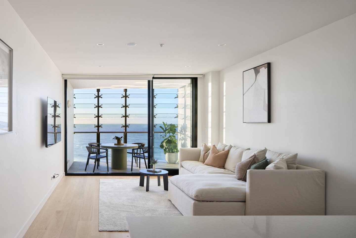 Lumara Newcastle Beach (1)